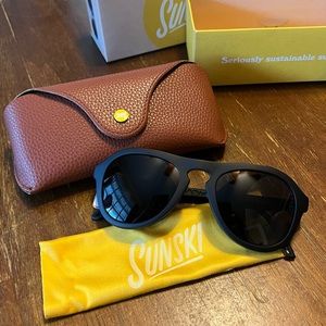 Sunski Treeline Sunglasses in Black Slate